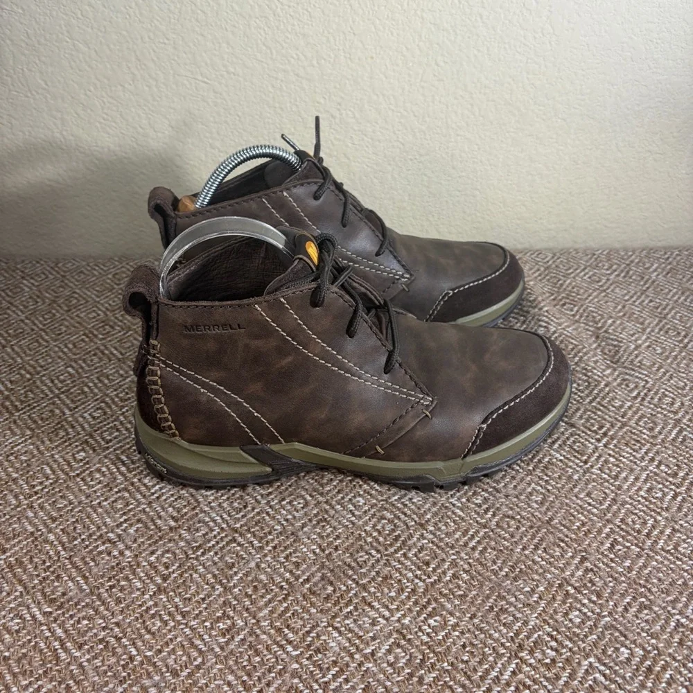 Merrell Men’s InBound Chukka Boot Brown Vibram Sole Sz 9 Outdoor Comfy Gorpcore